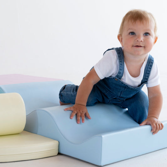 How Iglu Soft Play Supports Your Baby’s Development Milestones