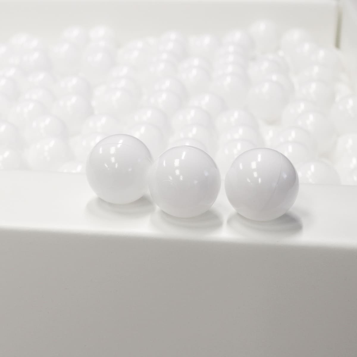 White Ball Pit Balls (Large, 500pcs)